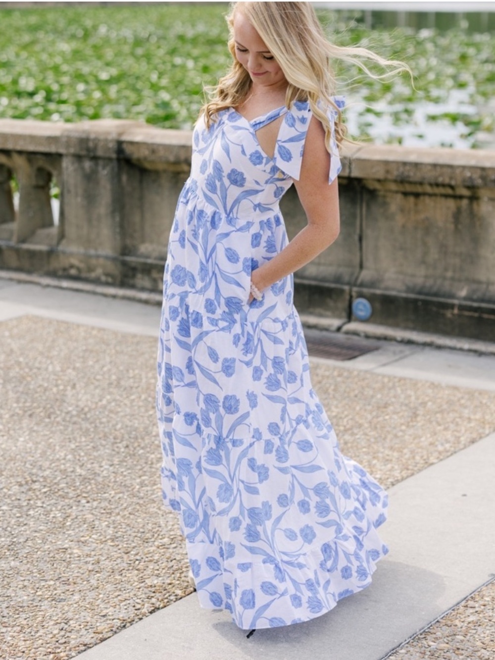 NEW Emily McCarthy Bow Maxi Dress in Tulip Twist Blue White Floral Linen Size XS